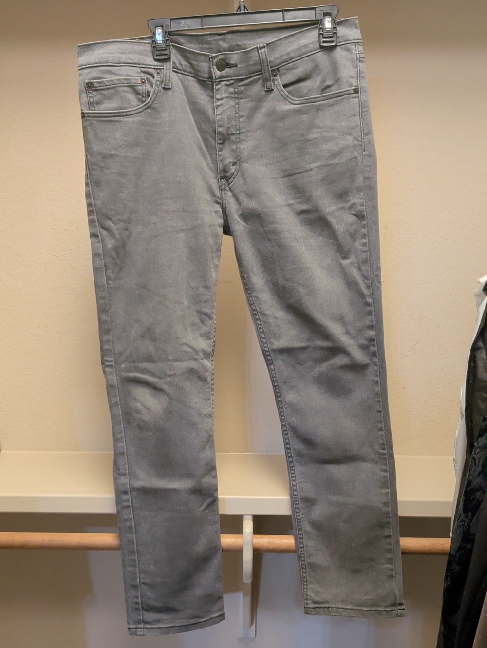 Levi's 511 Men's Gray Slim Straight Jeans - Casual Denim